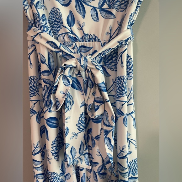 Smith & Quinn - Isabella Dress - Picture 10 of 12